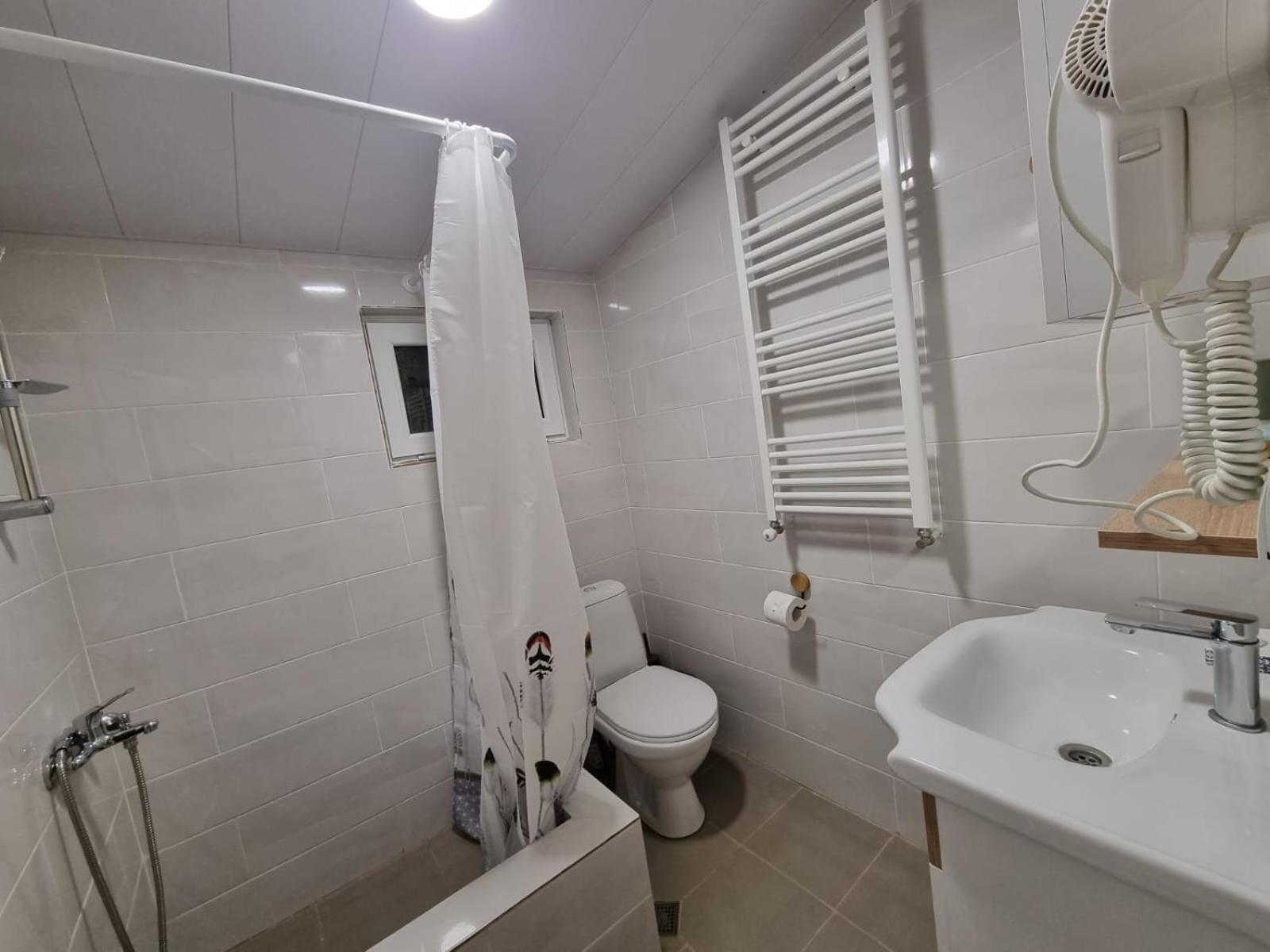 Laguna Beach Club Bazaleti Lake Dushet'i الغرفة الصورة